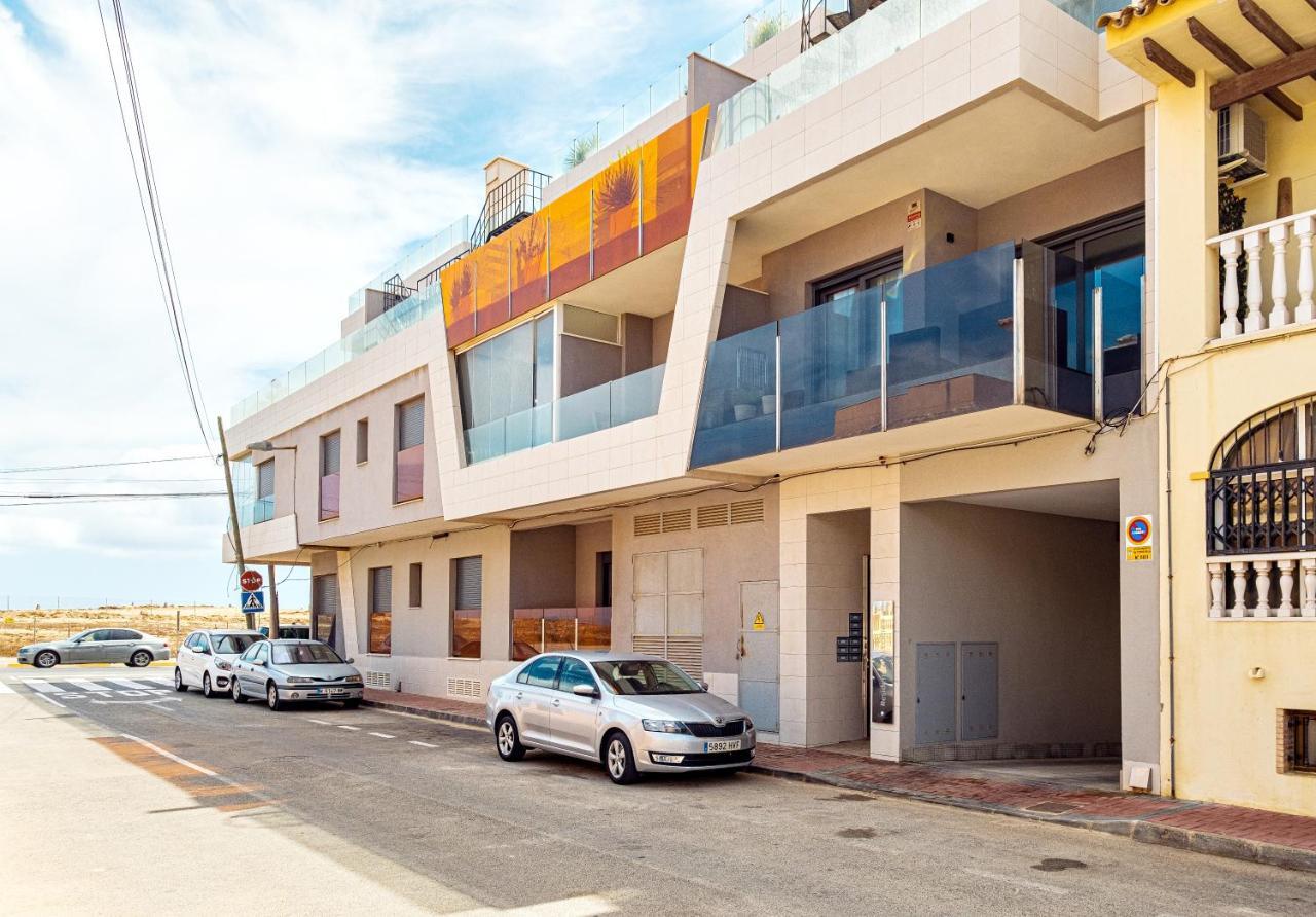 Beach And Рool Torrevieja Exterior photo